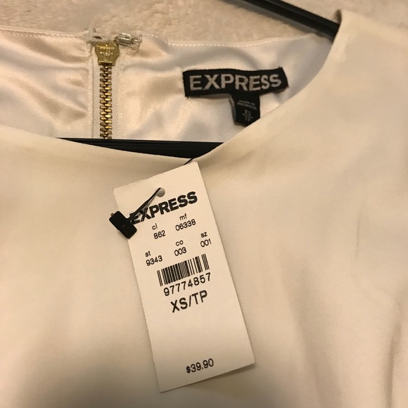 Blouse - Picture 2 of 2